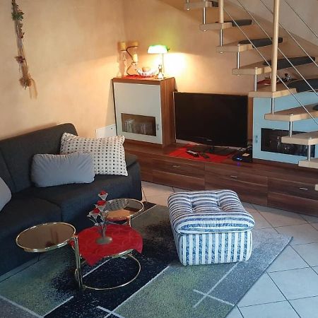 Ferienwohnung Regina Sankt Peter-Freienstein Ngoại thất bức ảnh