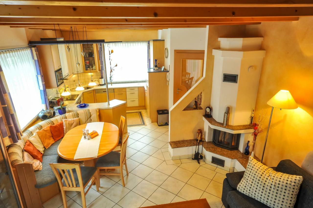 Ferienwohnung Regina Sankt Peter-Freienstein Ngoại thất bức ảnh