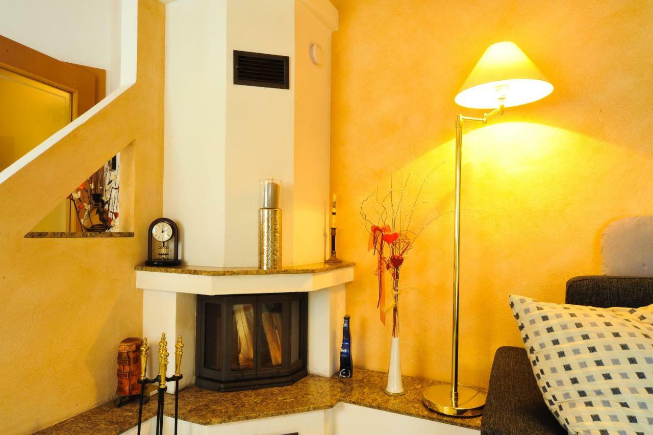 Ferienwohnung Regina Sankt Peter-Freienstein Ngoại thất bức ảnh
